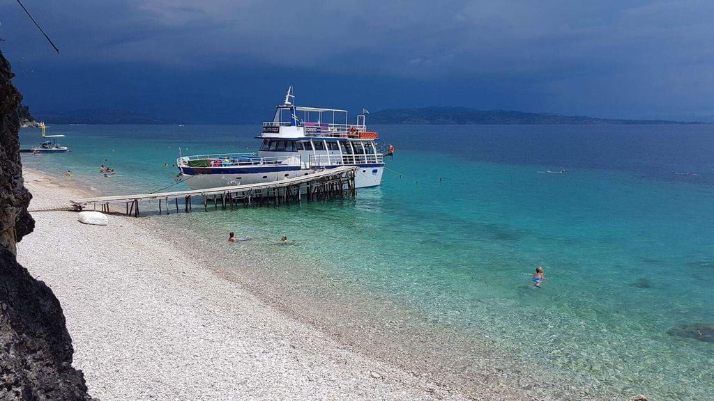 Krouzeri Beach Apartments Nisaki (Corfu) Exterior foto